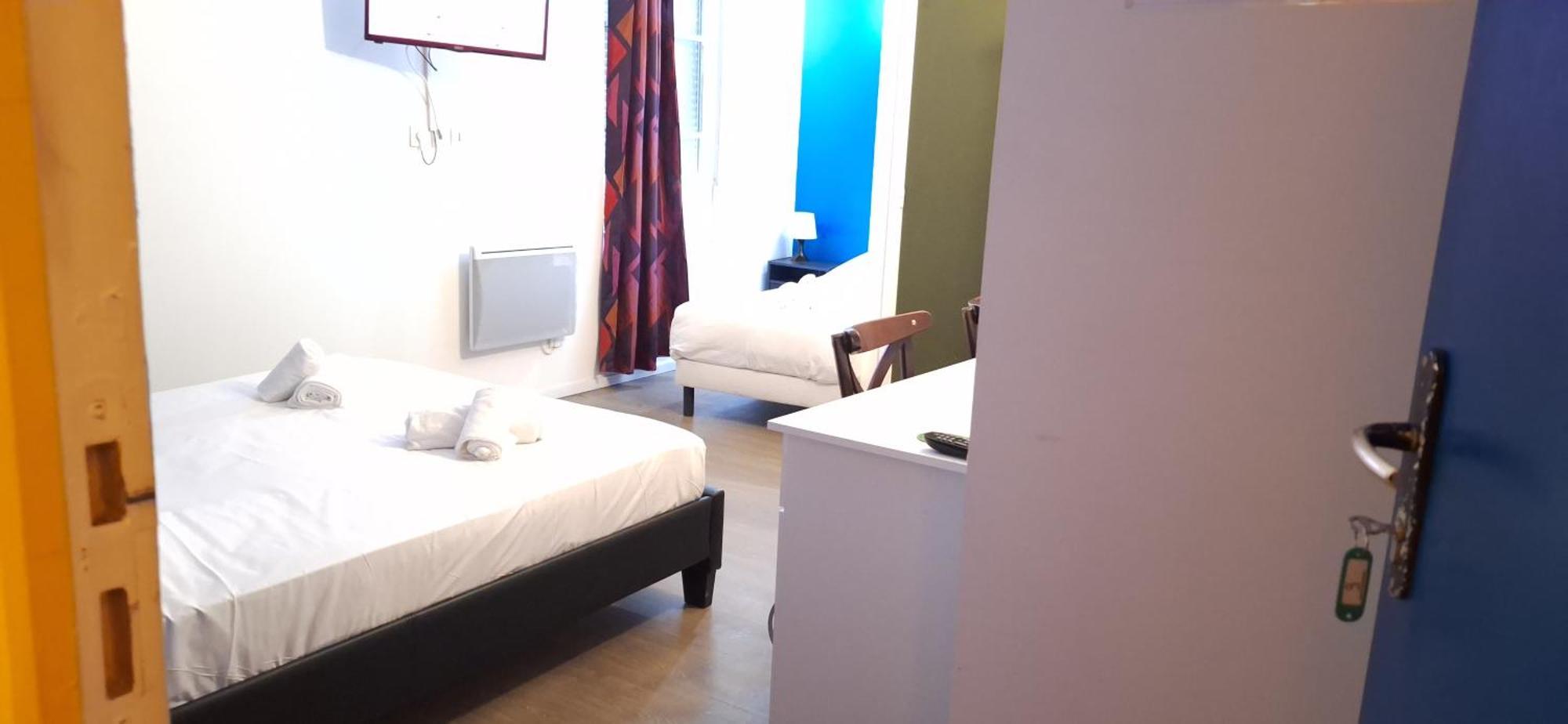 Hotel- Restaurant Le Saint Quentin Extérieur photo