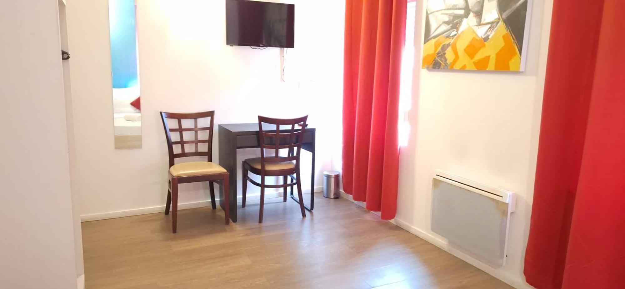 Hotel- Restaurant Le Saint Quentin Extérieur photo