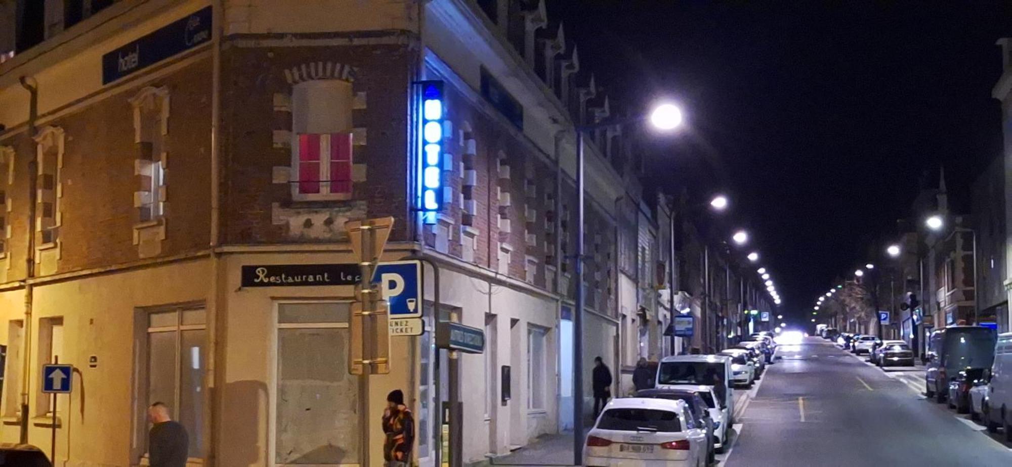 Hotel- Restaurant Le Saint Quentin Extérieur photo
